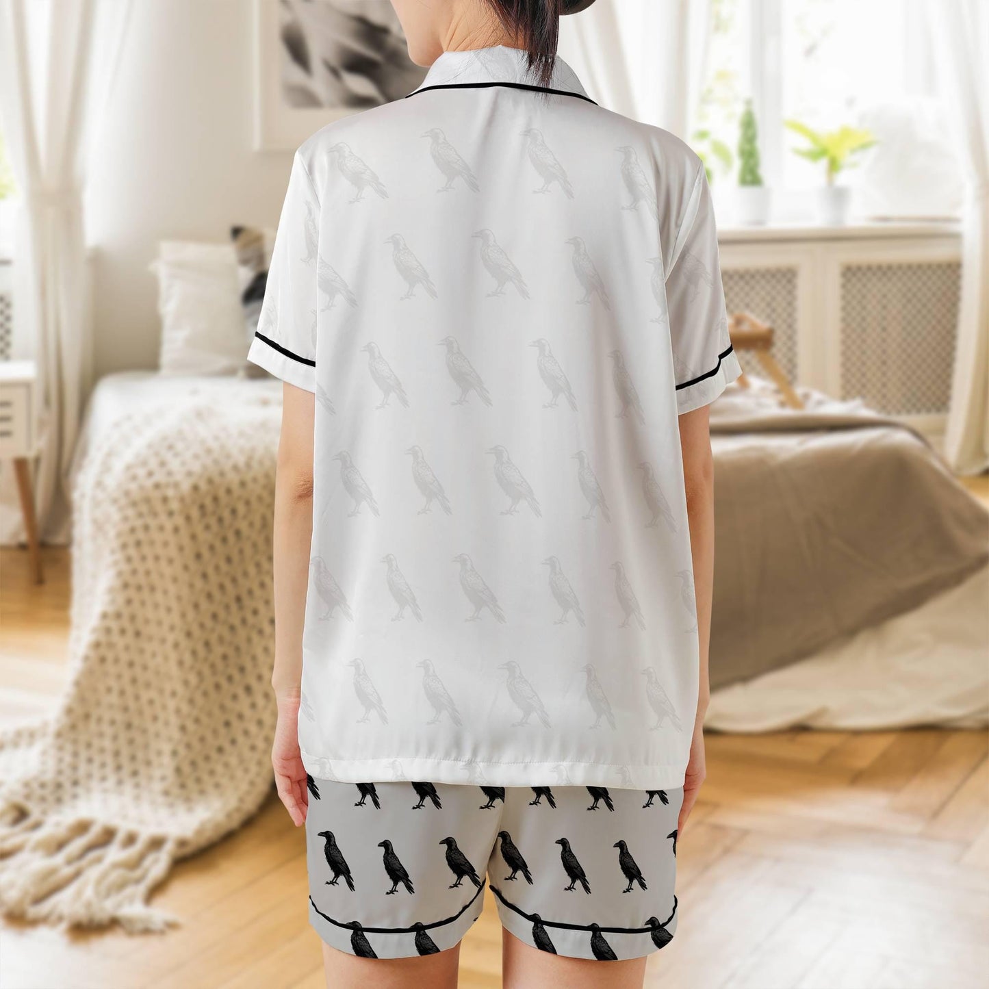 Raven Pajama Set Short Sleeves, Crow Woman's Satin Pajama Short Sleeve