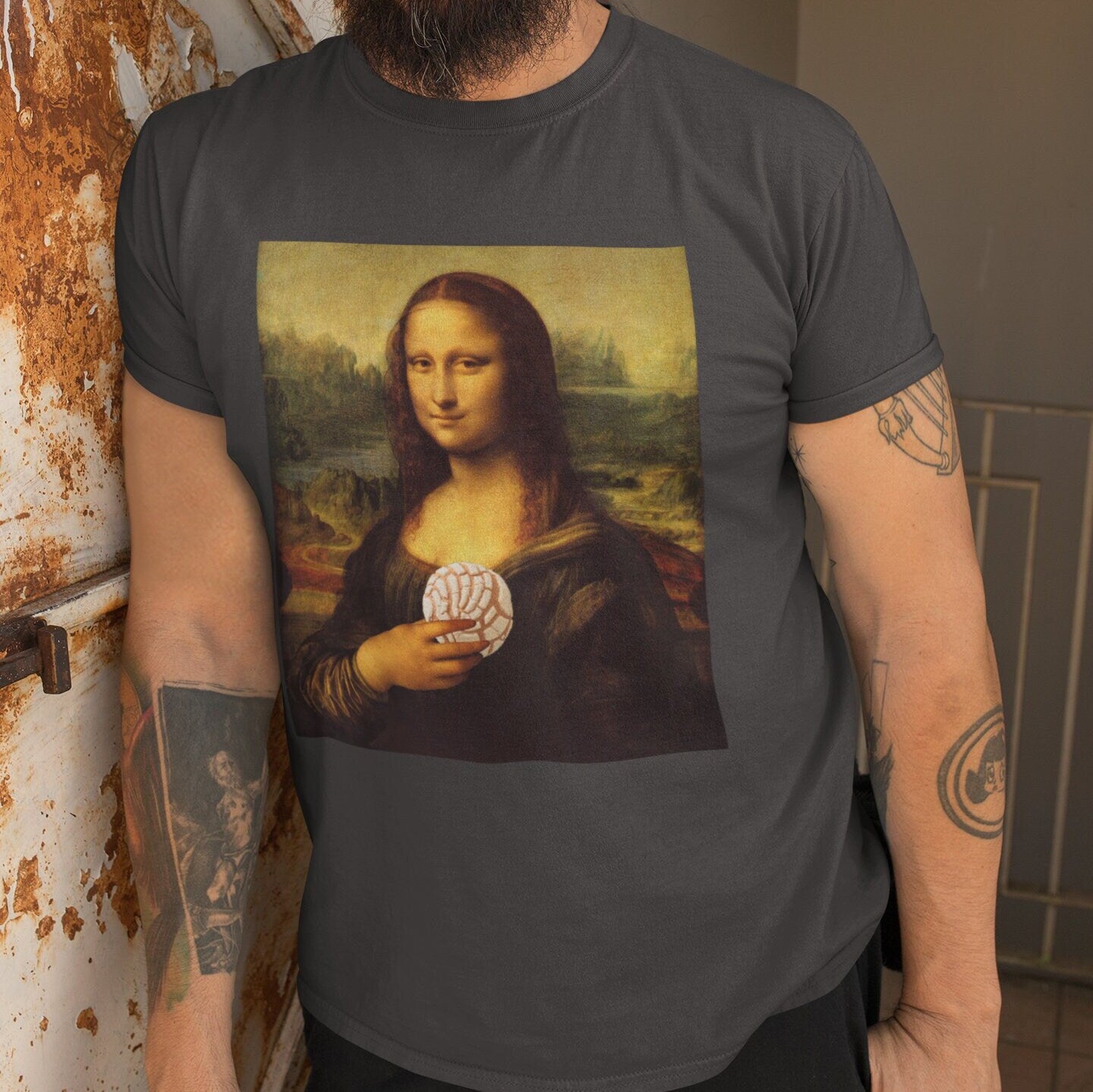 Mona Lisa Pan Dulce Shirt